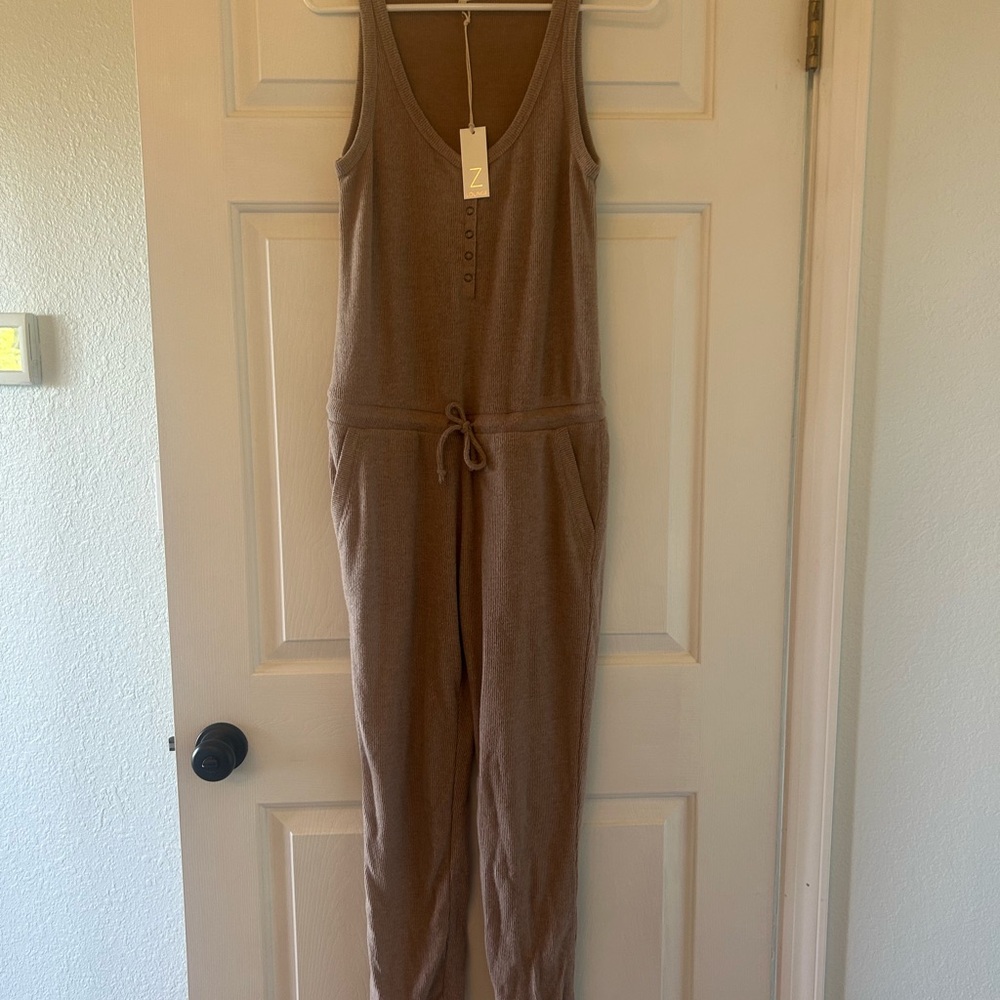 Z Supply Women's Beige Dreamer Rib Jumpsuit Small NWT